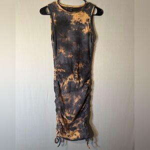 SHEIN Ribbed Knit Top in Tan and Gray